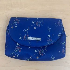 Givenchy cosmetic kit